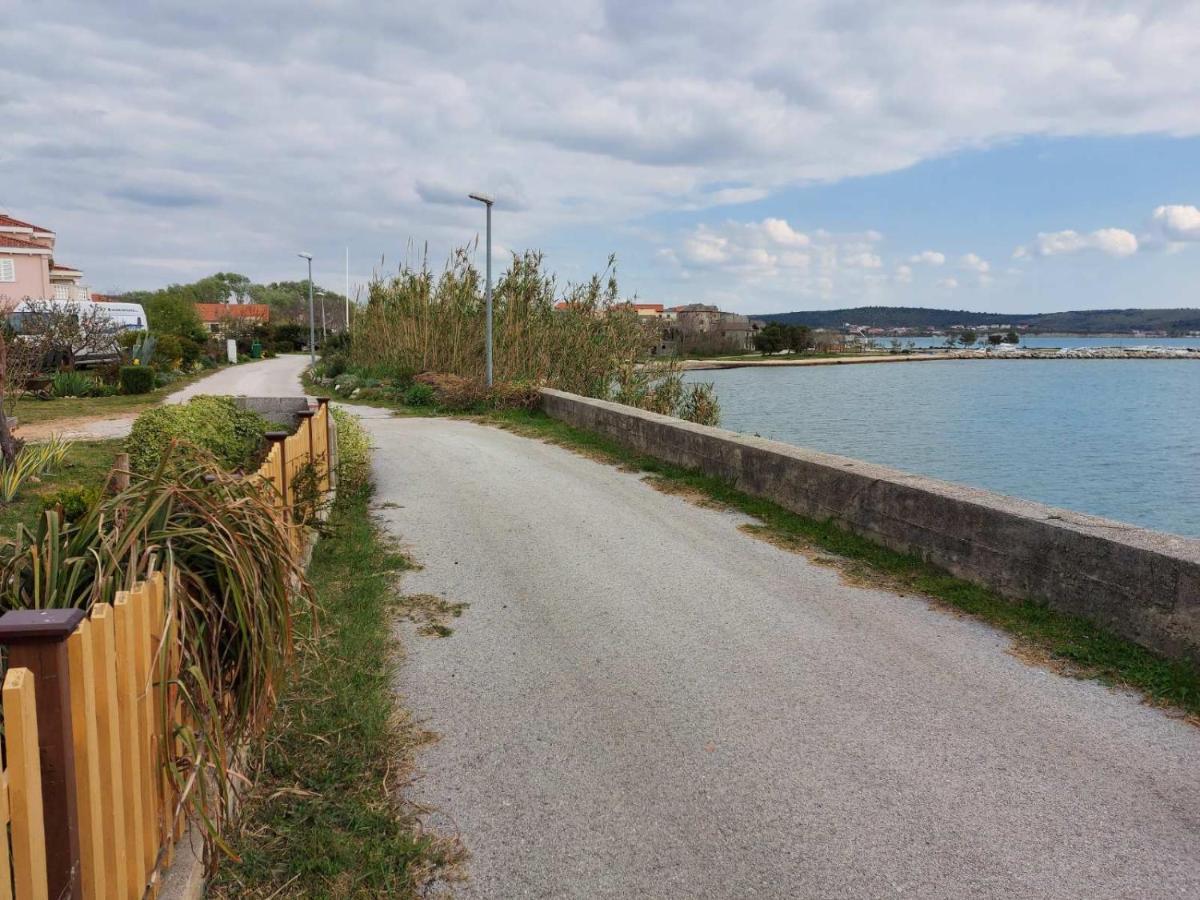 Ljubač Apartmani Seaview المظهر الخارجي الصورة